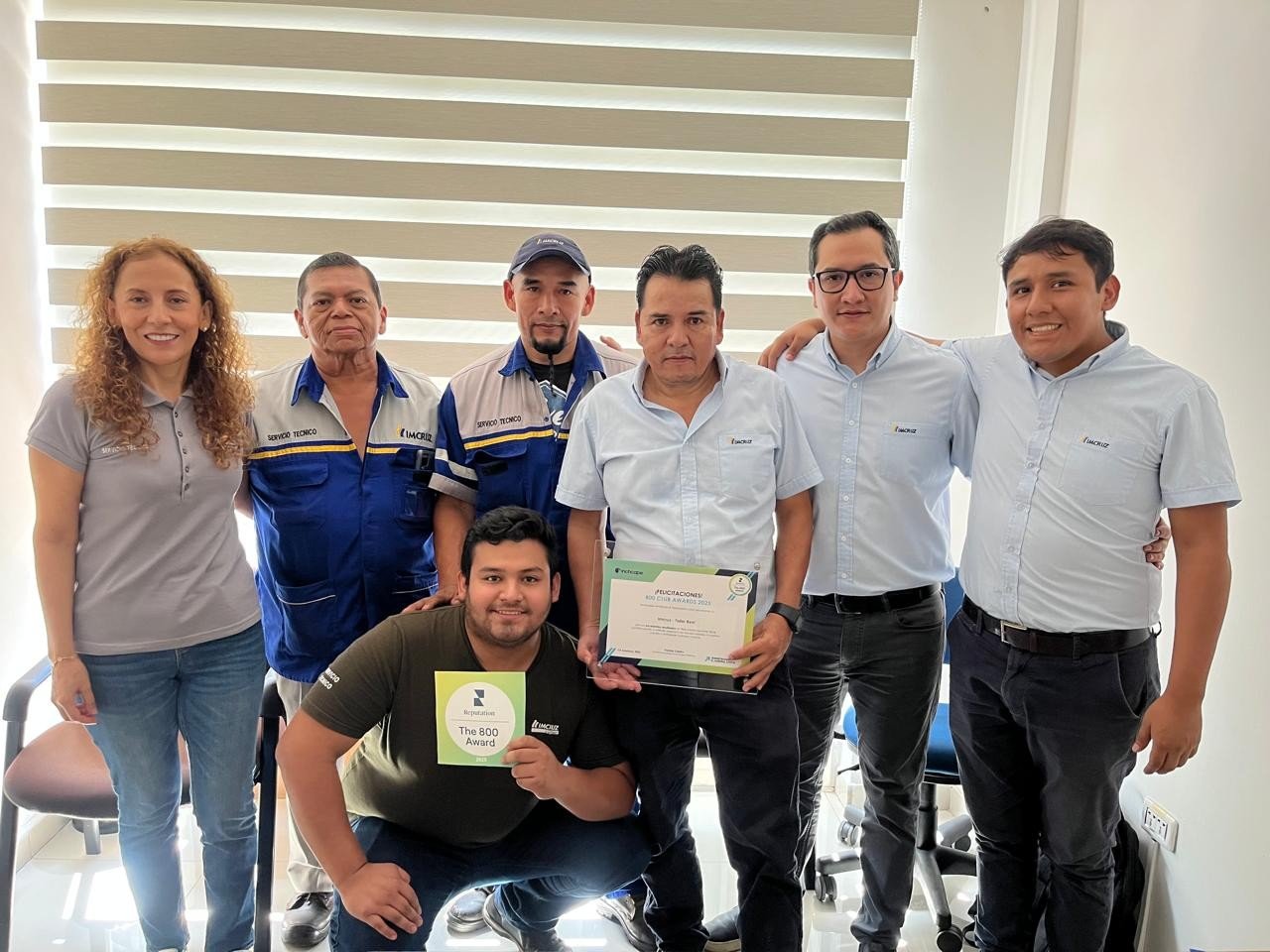 Nuestro equipo de Bolivia fue reconocido por su excepcional experiencia del cliente