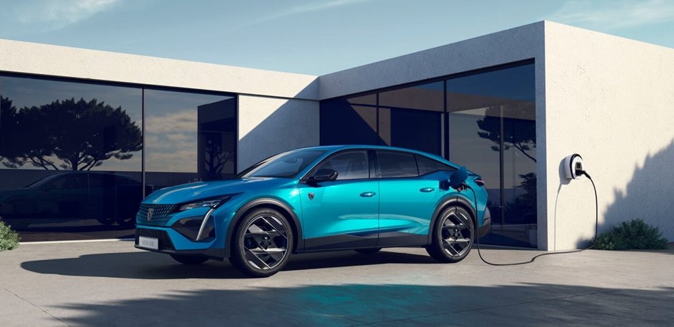 PEUGEOT-408-GT-Fastback-Plug-in-Hybrid-Pre-Order