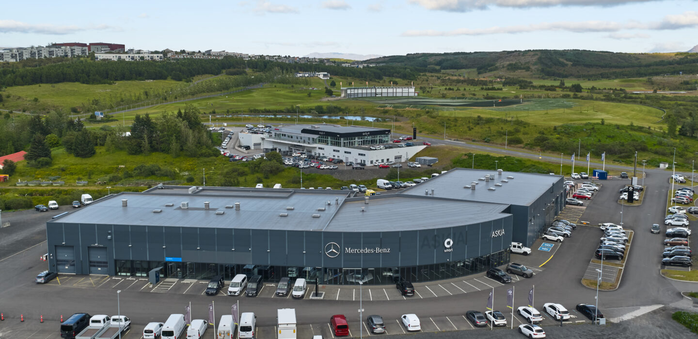 Inchcape signs agreement